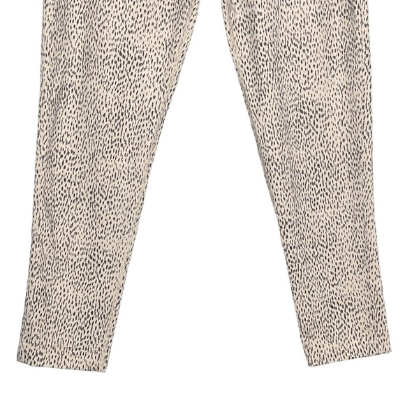 Lululemon Joggers Womens 4 Mid Rise Jet Crop Luon Slim Pull On Pants Drawstring - Picture 4 of 8